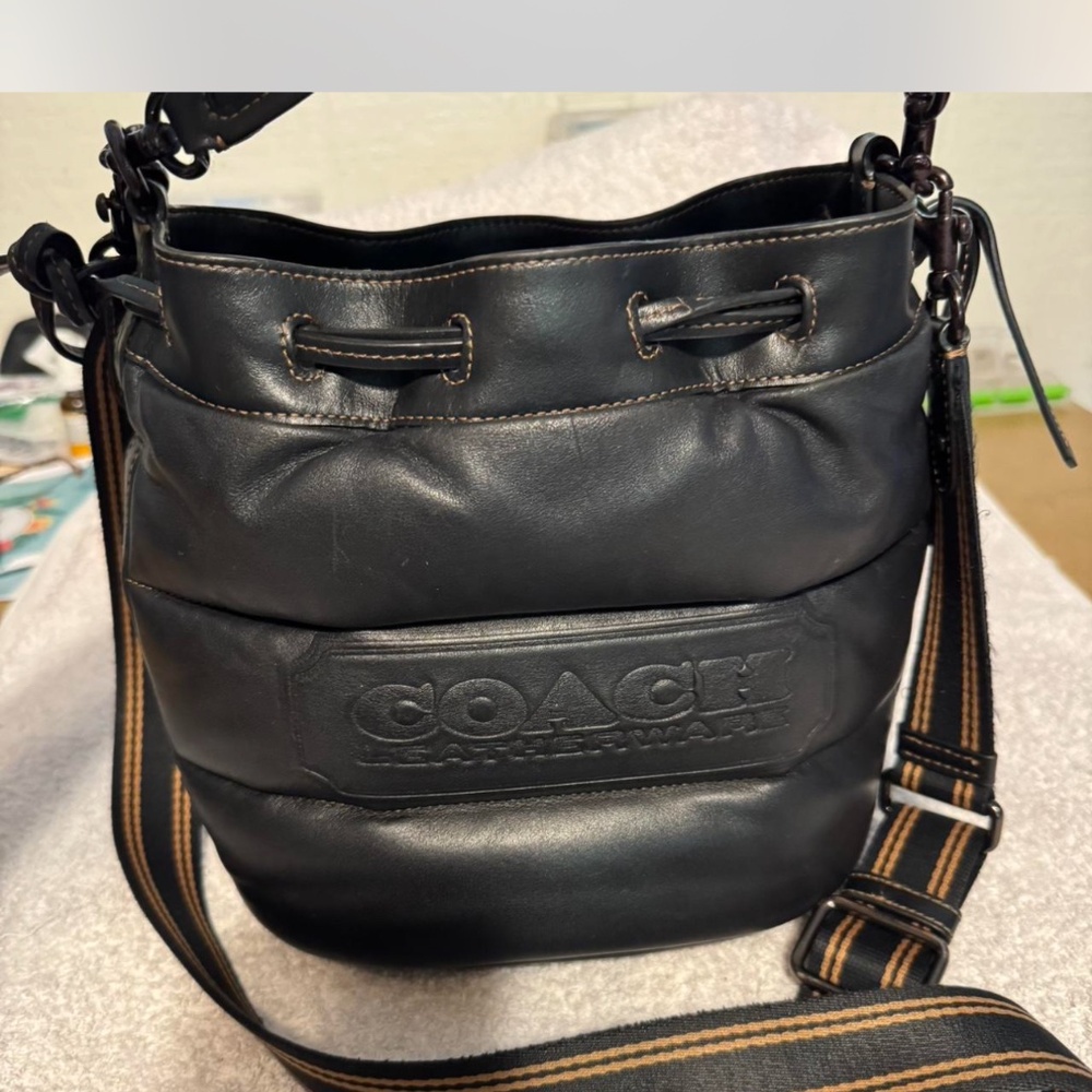 Coach field bucket bag